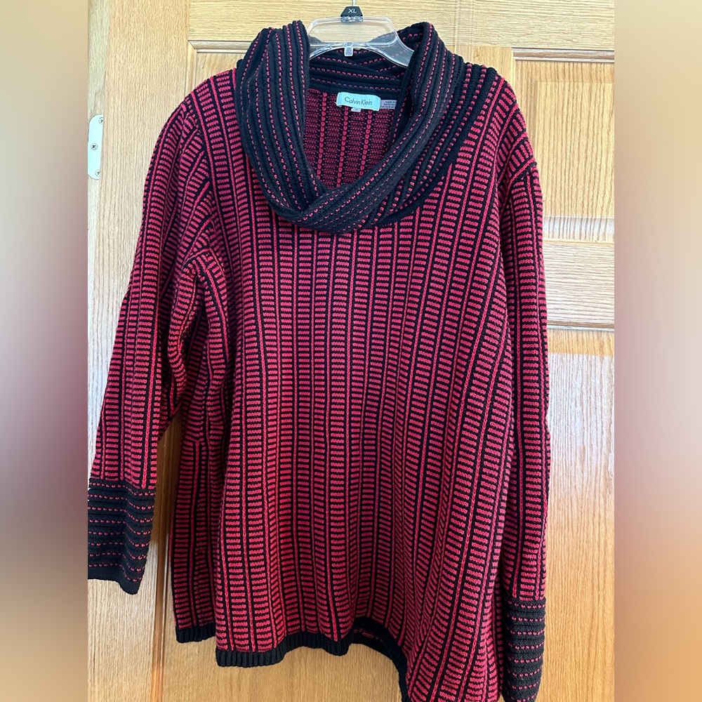 Ladies Red Black Cowl Neck Calvin Klein XL Sweater.